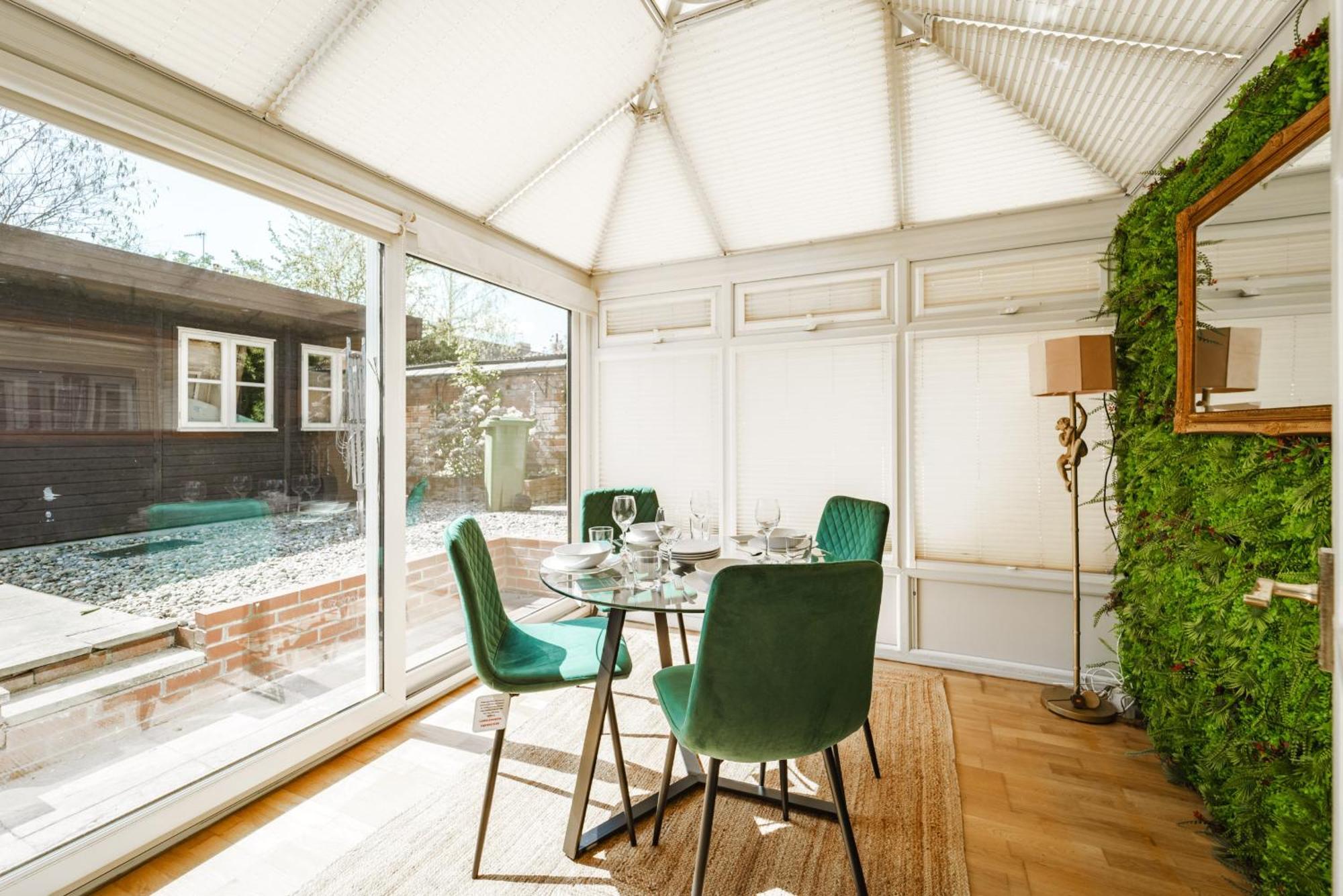 Emerald Stays Uk At The Adelphi Stratford-upon-Avon Exterior foto